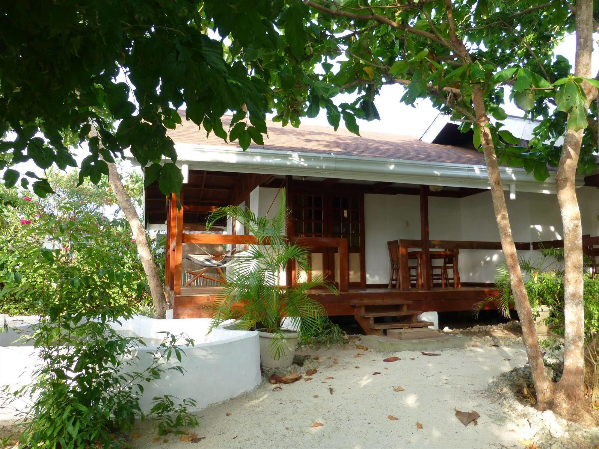 סבו Talima Beach Villas & Dive Resort מראה חיצוני תמונה