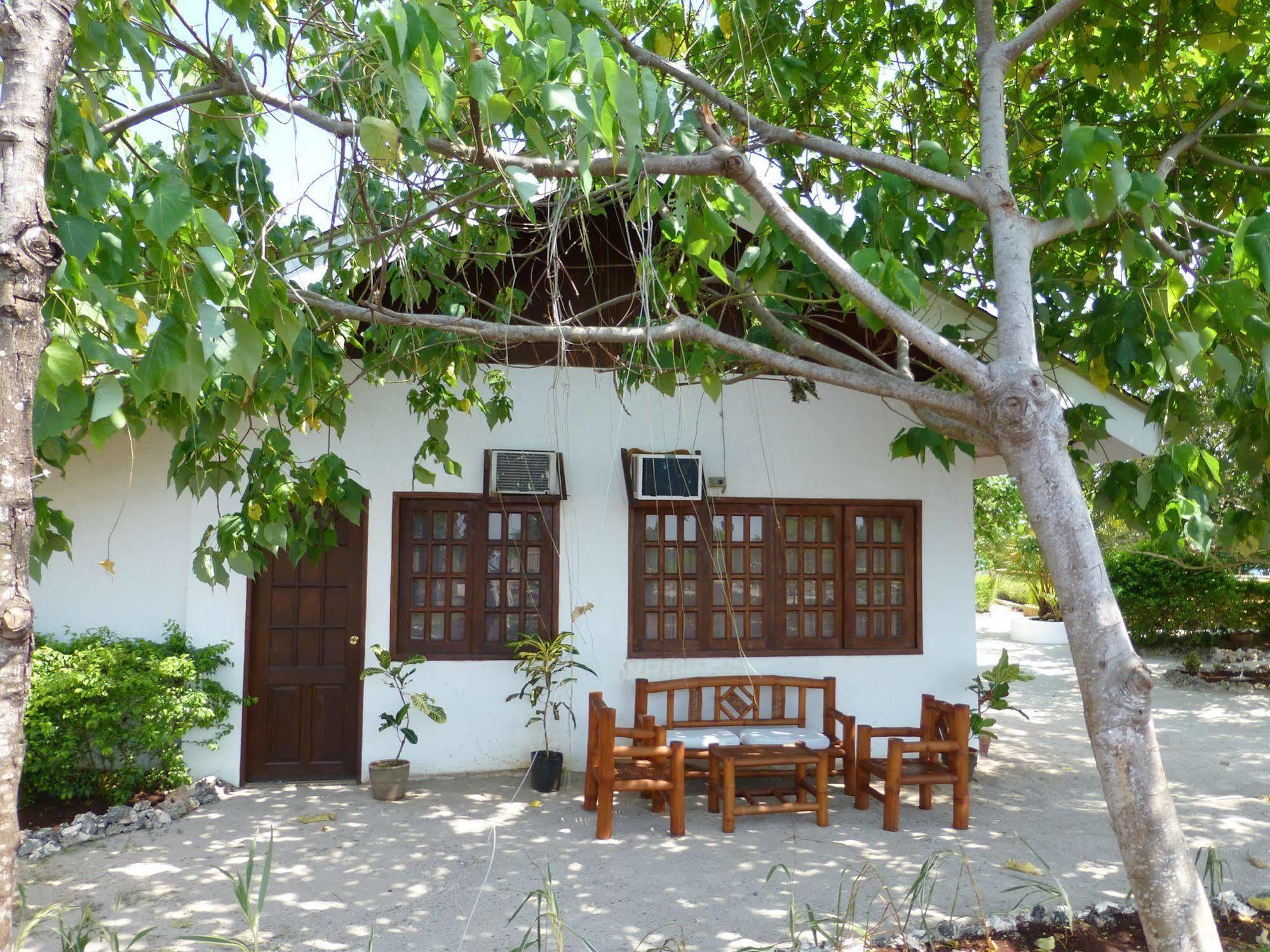 סבו Talima Beach Villas & Dive Resort מראה חיצוני תמונה